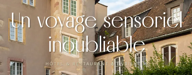 Texte blanc ou gris sur une image avec des tonalités beige